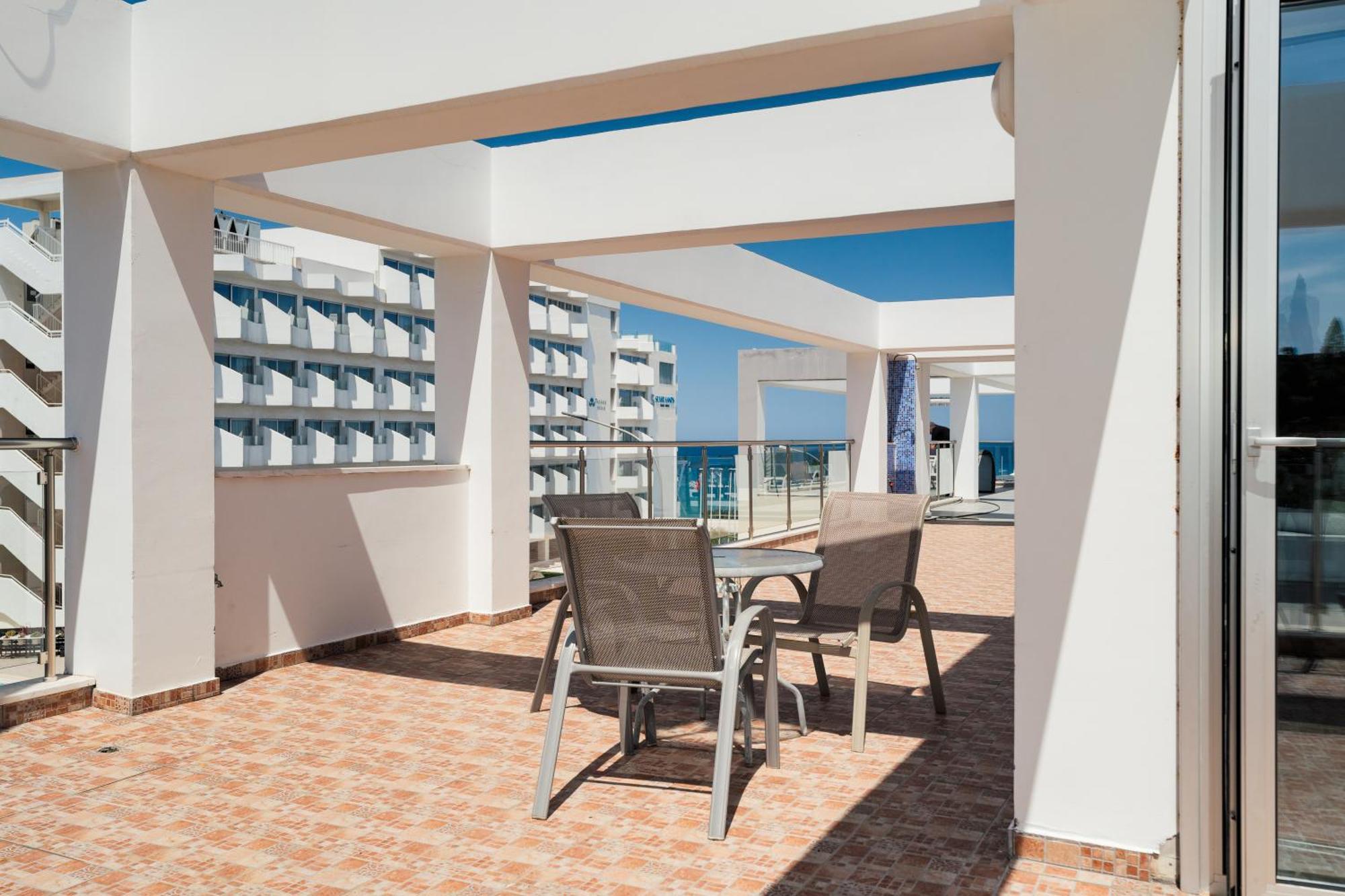 Seafront Appartement Protaras